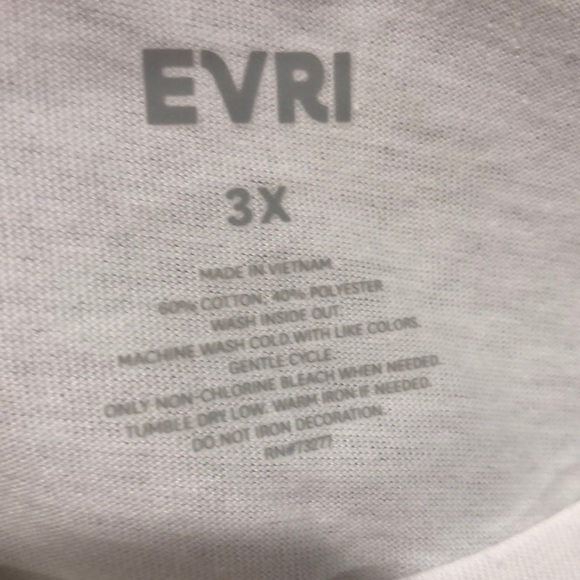 NWT Evri crewneck t-shirt - Picture 6 of 6